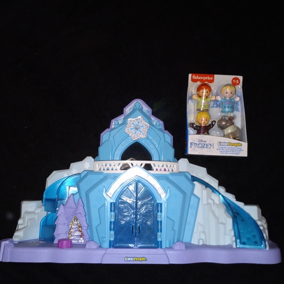 Little People Disney Frozen Elsa's Ice Palace - Picture 5 of 9
